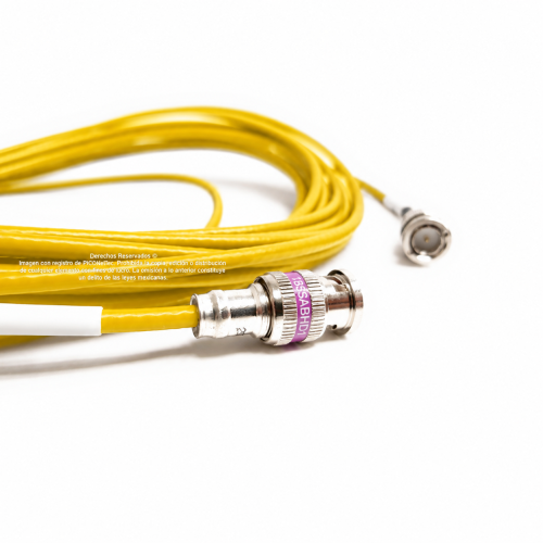 Jumper Amarillo Belden 1855A BNC a BNC Cable Coaxial SDI Mini RG-59 75 Ohm 6Gbs de 0.5 m